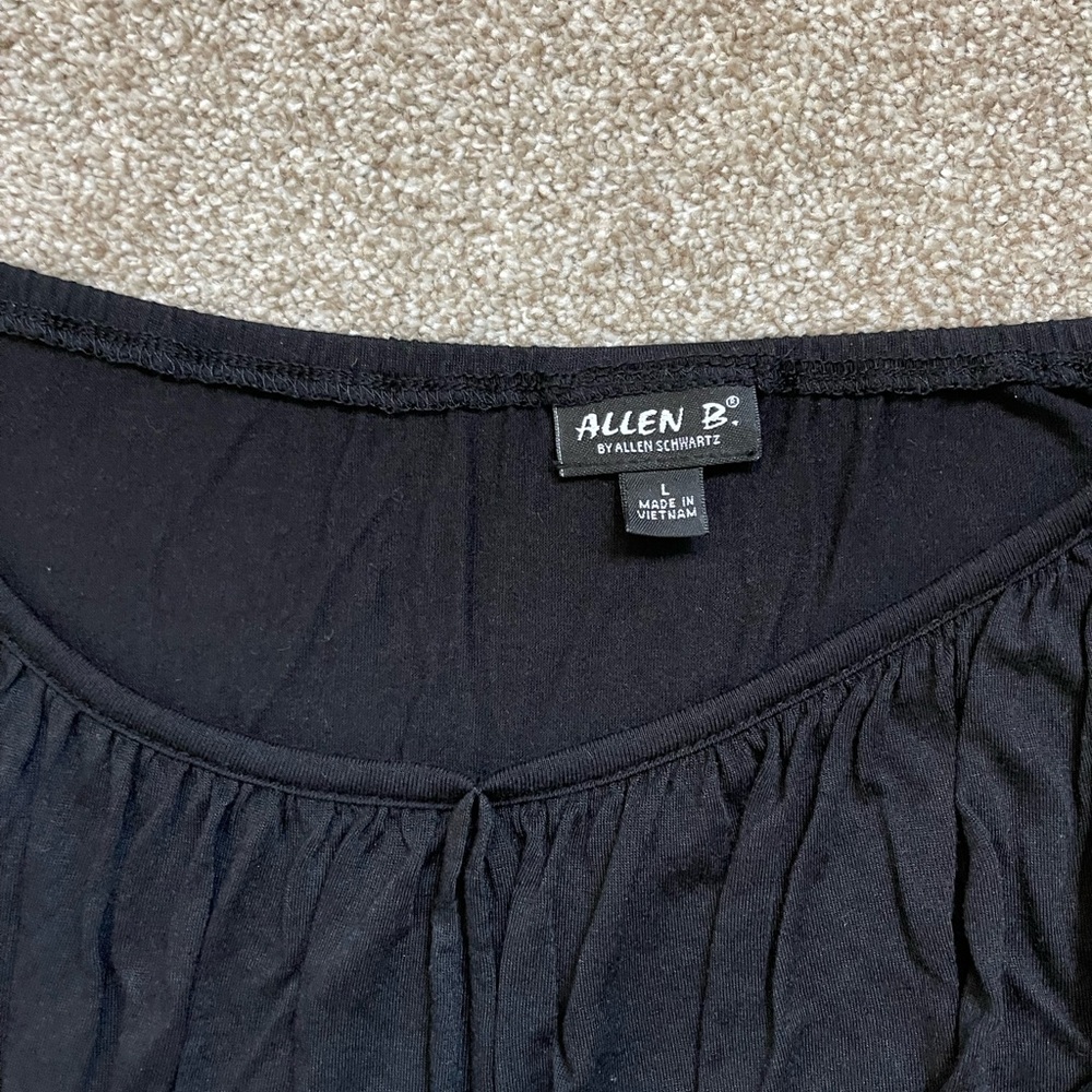 Allen B. Ruffle top - Picture 4 of 7